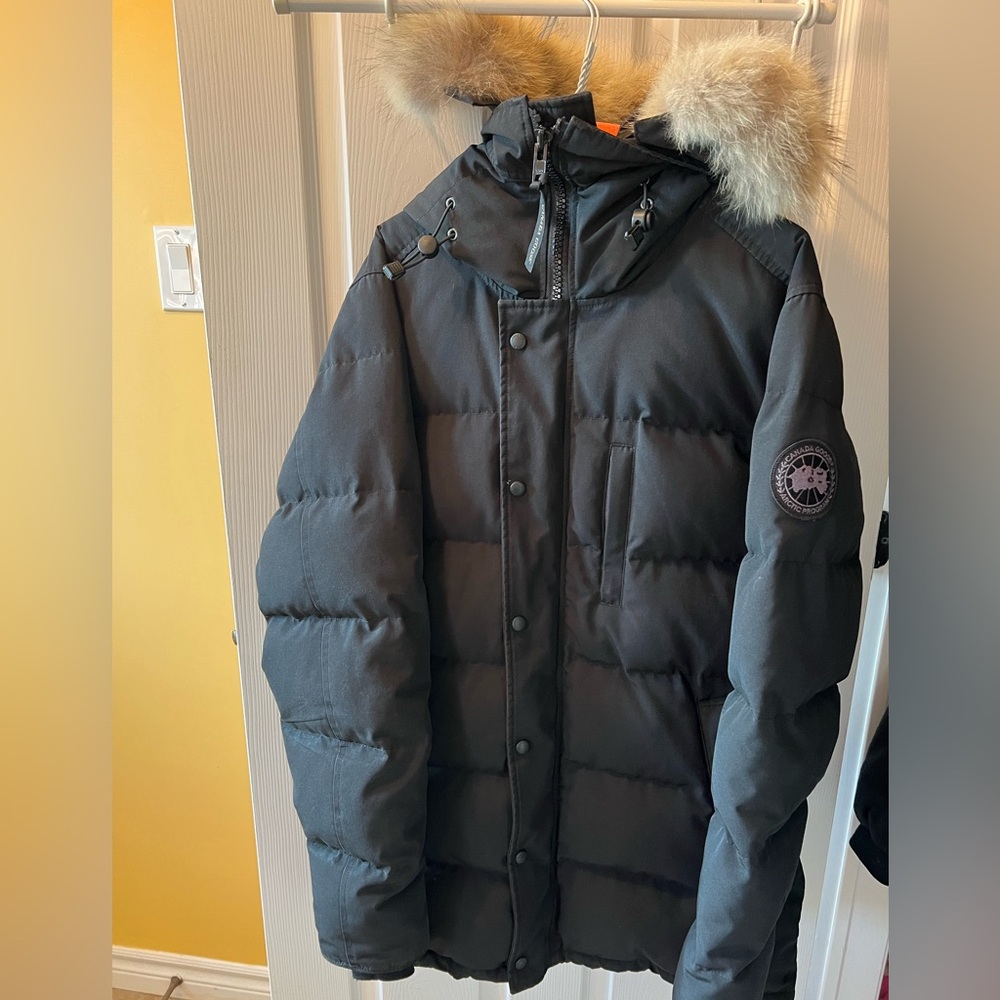 **Price Drop** Rare Canada Goose Men’s Parka